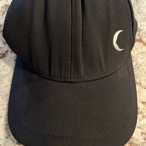 Zyia Chill Hat